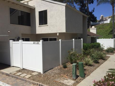 1233 Evergreen Dr, Cardiff, CA 92007 photo 1
