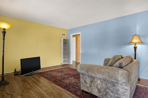 1437 Marshall St, Oceanside, CA 92054 photo 4