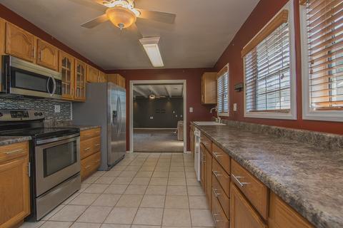 219 N El, El Cajon, CA 92021 photo 6