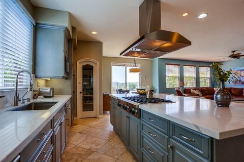 3356 Corte Del Cruce, Carlsbad, CA 92009 photo 7