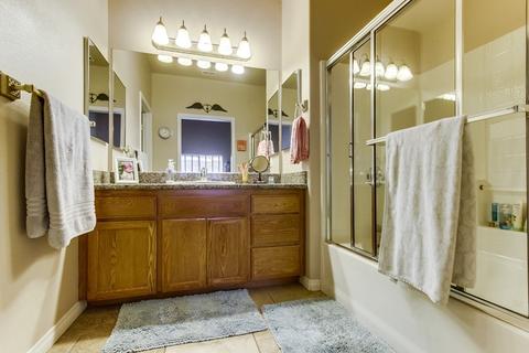 9513 Paseo De Los Castillos, Santee, CA 92071 photo 11