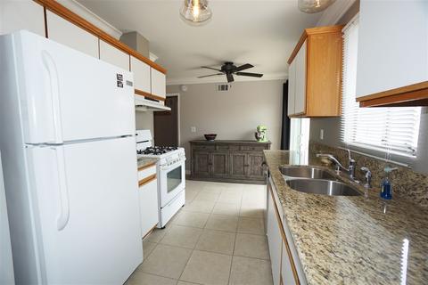 868 Ellen Ln, El Cajon, CA 92019 photo 9