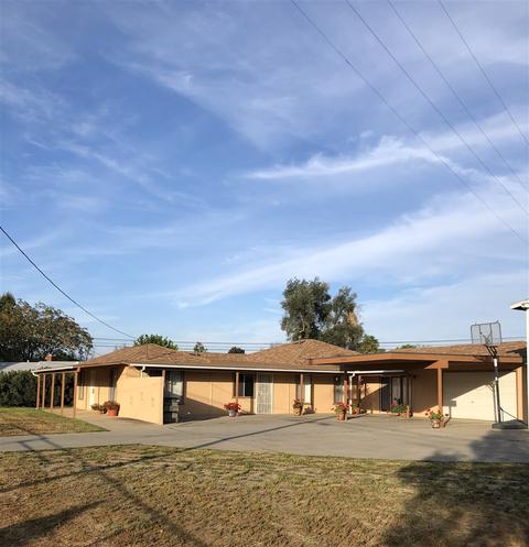 1828 Raymond Ave, Ramona, CA 92065 photo 1