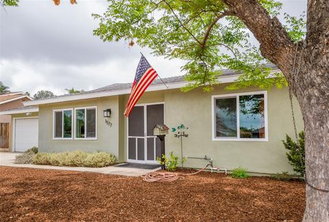 1577 Olive Hills Ave, El Cajon, CA 92021 photo 2