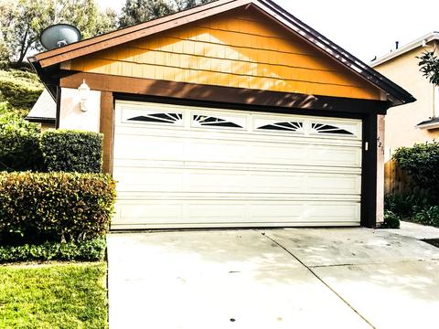 4211 Esperanza Way, Oceanside, CA 92056 photo 2