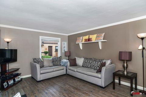 9632 Pineapple Pl, Lakeside, CA 92040 photo 4