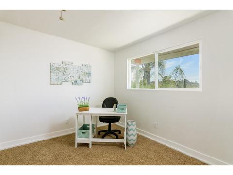 240 Goetting Way, Vista, CA 92083 photo 14