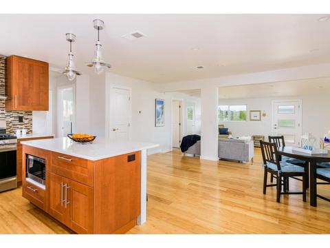 240 Goetting Way, Vista, CA 92083 photo 10