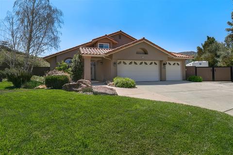 385 Bridle Run Pl, Alpine, CA 91901 photo 2