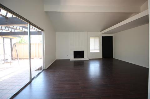 460 Parkside Dr, Oceanside, CA 92058 photo 8