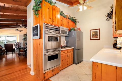 3591 Donna Dr, Carlsbad, CA 92008 photo 9