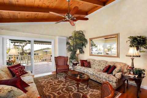 3591 Donna Dr, Carlsbad, CA 92008 photo 3