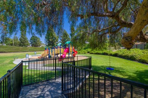 1675 Mustang Way, Oceanside, CA 92057 photo 22