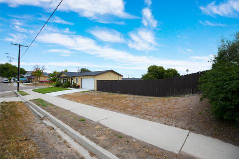 8209 Blossom Ln, Spring Valley, CA 91977 photo 24