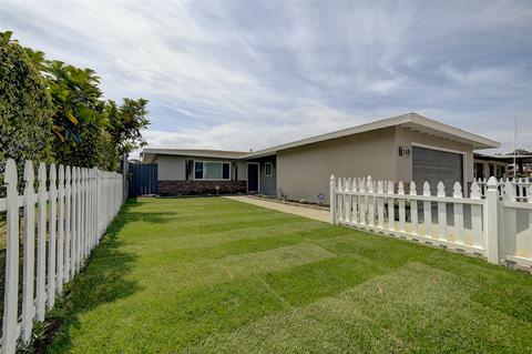1315 Bush St, Oceanside, CA 92058 photo 1