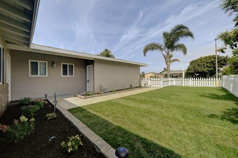 1315 Bush St, Oceanside, CA 92058 photo 4