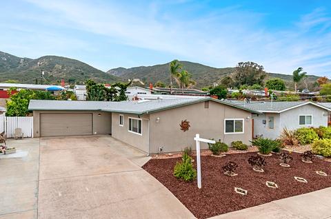 8047 Smokewood Dr, Santee, CA 92071 photo 1