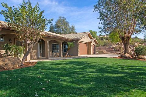 2015 Cedar St, Ramona, CA 92065 photo 1