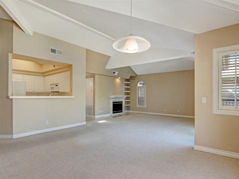 8599 Via Mallorca #E, La Jolla, CA 92037 photo 12