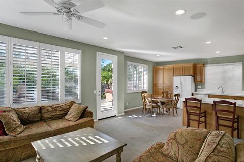 6894 Via Borregos, Carlsbad, CA 92009 photo 2