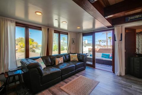 428 3 Rd St, Encinitas, CA 92024 photo 4