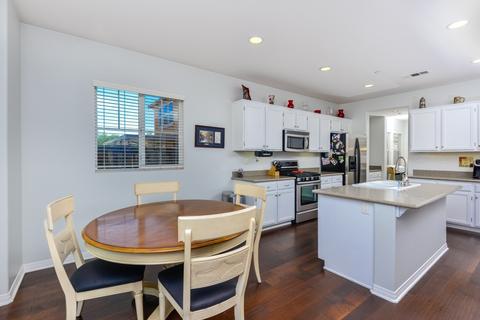 524 Dana Ln, Escondido, CA 92027 photo 7