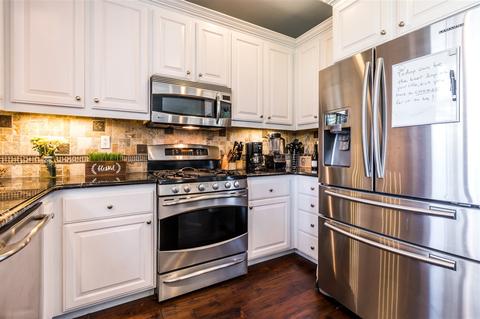 1328 Sutter Buttes St, Chula Vista, CA 91913 photo 3