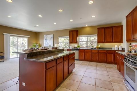 1669 Coronado Ave, Spring Valley, CA 91977 photo 9