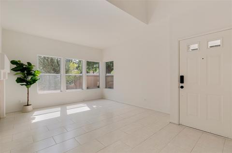 1011 Laguna Seca Loop, Chula Vista, CA 91915 photo 8