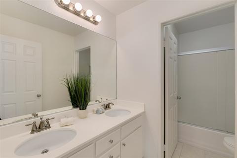 1011 Laguna Seca Loop, Chula Vista, CA 91915 photo 16