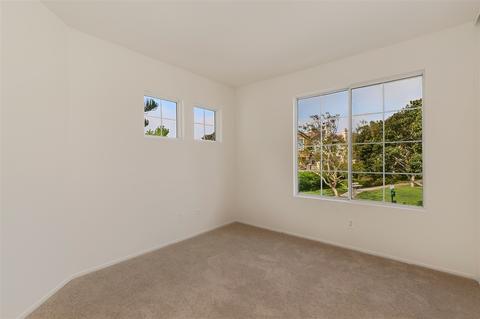 1011 Laguna Seca Loop, Chula Vista, CA 91915 photo 12