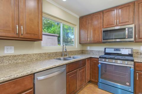 1759 Round Tree Dr, Oceanside, CA 92056 photo 8