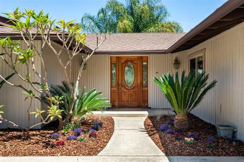 14104 Donart Dr, Poway, CA 92064 photo 2
