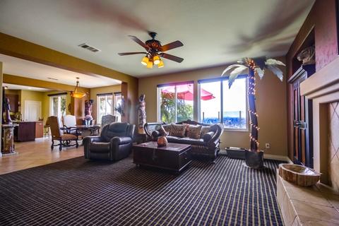 7400 Hartford Ct, La Mesa, CA 91941 photo 3