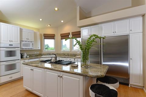 2575 Cordero, Del Mar, CA 92014 photo 2