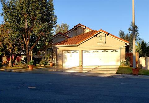 418 Debra Ann Dr, Fallbrook, CA 92028 photo 2