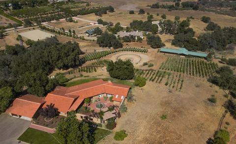 18011 Bluegrass Rd, Ramona, CA 92065 photo 1