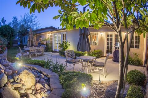 1815 Rockhoff Rd, Escondido, CA 92026 photo 3