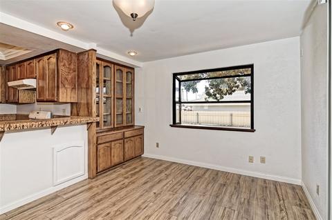 1618 Parklawn Dr, El Cajon, CA 92021 photo 4