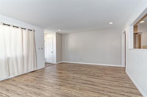 1618 Parklawn Dr, El Cajon, CA 92021 photo 9