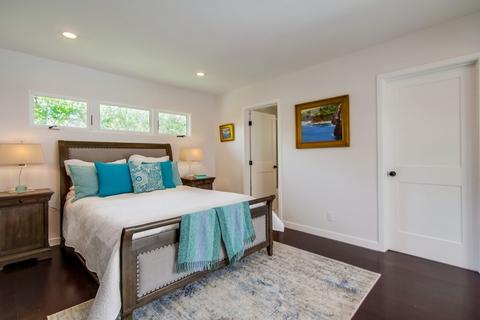 6445 Avenida Wilfredo, La Jolla, CA 92037 photo 10