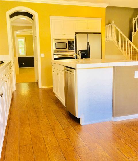 3918 Lake Shr, Fallbrook, CA 92028 photo 2