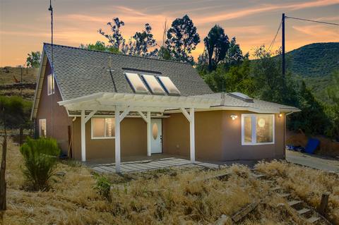 324 Patrick Dr, El Cajon, CA 92019 photo 1