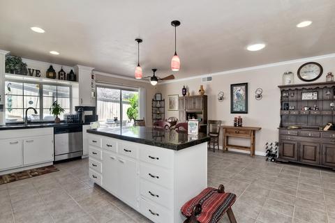 10152 Sir Lancelot Dr, Santee, CA 92071 photo 7