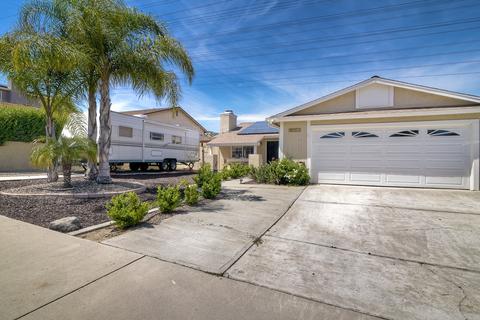 10152 Sir Lancelot Dr, Santee, CA 92071 photo 2