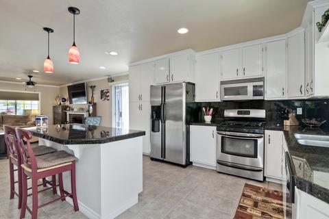 10152 Sir Lancelot Dr, Santee, CA 92071 photo 9