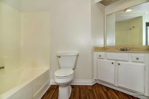 3031 Blue Oak Ct, Spring Valley, CA 91978 photo 11