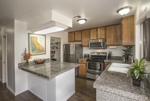 9446 Carlton Oaks Dr #B, Santee, CA 92071 photo 5