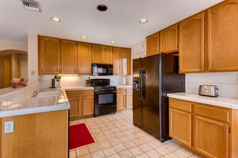 4504 Corte Pastel, Oceanside, CA 92056 photo 8