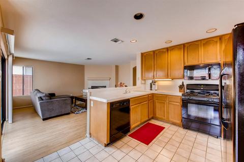 4504 Corte Pastel, Oceanside, CA 92056 photo 10